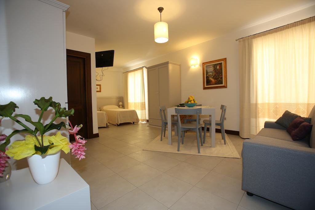 Albergo Residenziale La Corte Tortoli Room photo